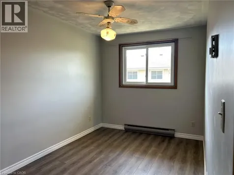 10 Montclair Crescent Simcoe ON N3Y 4R9
