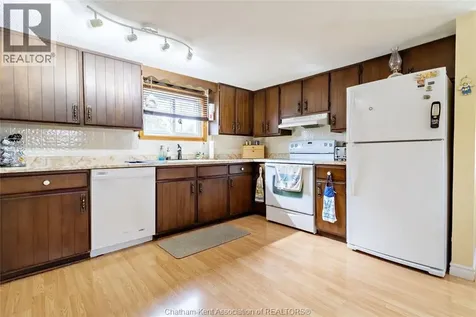 9 Woods Street Chatham ON N7L 3P9