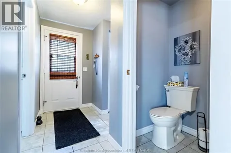9 Woods Street Chatham ON N7L 3P9