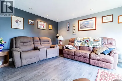 9 Woods Street Chatham ON N7L 3P9