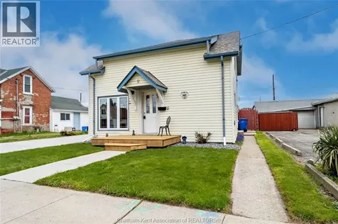 9 Woods Street Chatham ON N7L 3P9