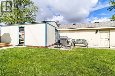 9 Woods Street Chatham ON N7L 3P9