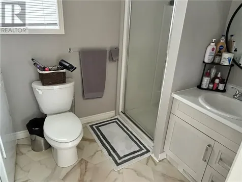 13 Sixth Avenue Levack ON P0M 2C0