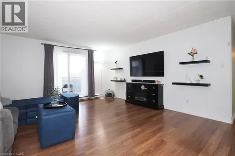 6 Walton Avenue Kitchener ON N2C 2B5