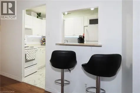 6 Walton Avenue Kitchener ON N2C 2B5