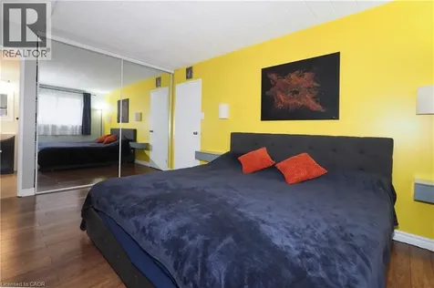 6 Walton Avenue Kitchener ON N2C 2B5
