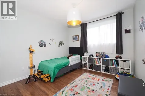 6 Walton Avenue Kitchener ON N2C 2B5