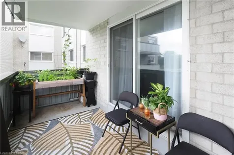 6 Walton Avenue Kitchener ON N2C 2B5