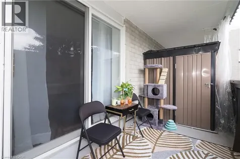 6 Walton Avenue Kitchener ON N2C 2B5