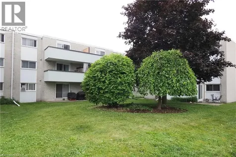 6 Walton Avenue Kitchener ON N2C 2B5