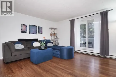 6 Walton Avenue Kitchener ON N2C 2B5