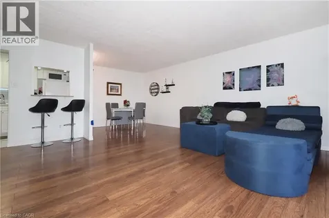 6 Walton Avenue Kitchener ON N2C 2B5