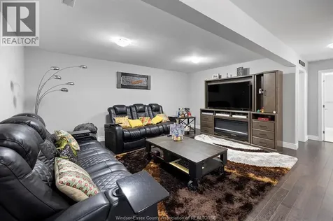 1280 Eastlawn Windsor ON N8S 3J1