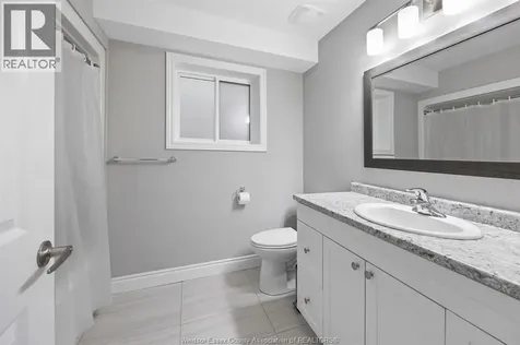 1280 Eastlawn Windsor ON N8S 3J1