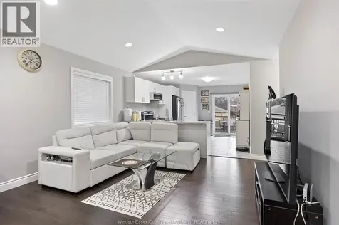 1280 Eastlawn Windsor ON N8S 3J1