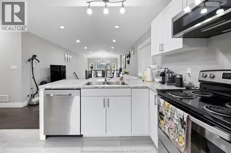 1280 Eastlawn Windsor ON N8S 3J1