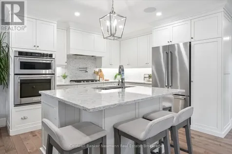 37 Parkholm Avenue Guelph (st. George's) ON N1E 2S4