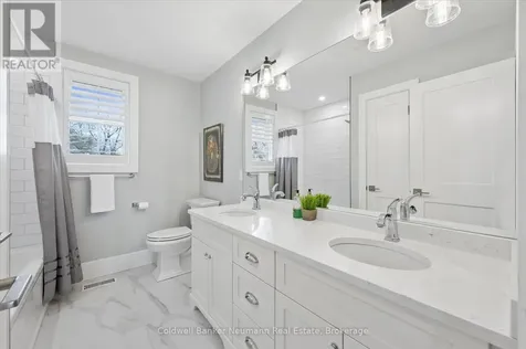 37 Parkholm Avenue Guelph (st. George's) ON N1E 2S4