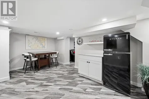 37 Parkholm Avenue Guelph (st. George's) ON N1E 2S4