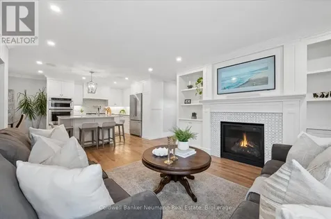 37 Parkholm Avenue Guelph (st. George's) ON N1E 2S4