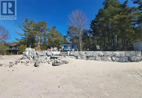 4 Pinewood Drive Tiny ON L0L 2T0
