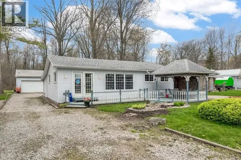 9900 Lake Road Lambton Shores ON N0N 1J1