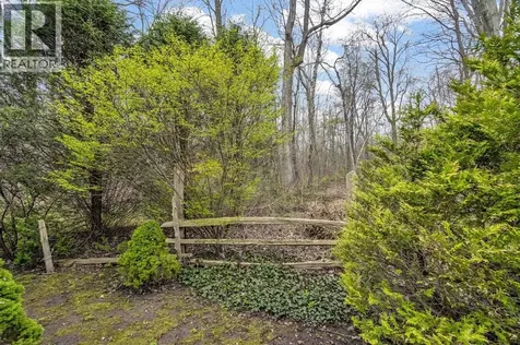 9900 Lake Road Lambton Shores ON N0N 1J1