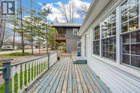 9900 Lake Road Lambton Shores ON N0N 1J1