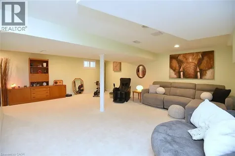 12 Desjardins Avenue Dundas ON L9H 4P9