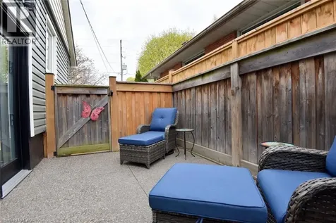 12 Desjardins Avenue Dundas ON L9H 4P9