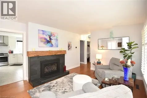 12 Desjardins Avenue Dundas ON L9H 4P9
