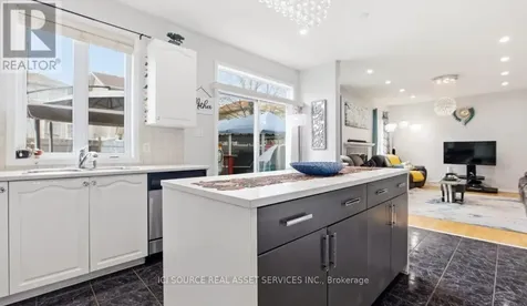 1165 Klondike Road Ottawa ON K2W 1C8