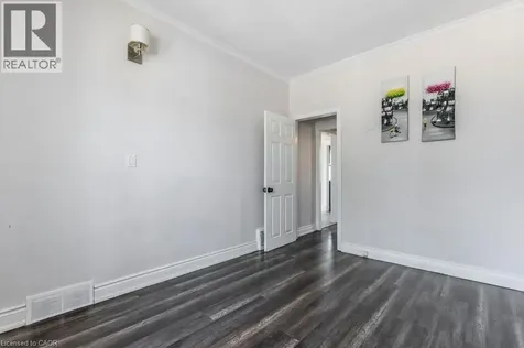 123 Gage Avenue North Hamilton ON L8L 6Z8