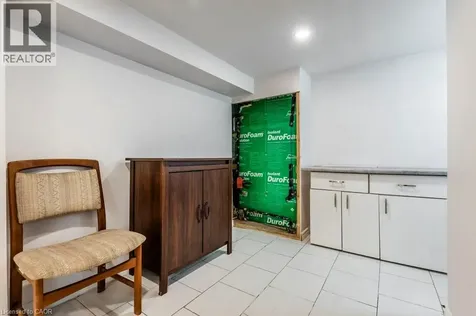 123 Gage Avenue North Hamilton ON L8L 6Z8