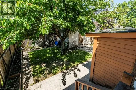 123 Gage Avenue North Hamilton ON L8L 6Z8