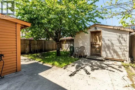 123 Gage Avenue North Hamilton ON L8L 6Z8