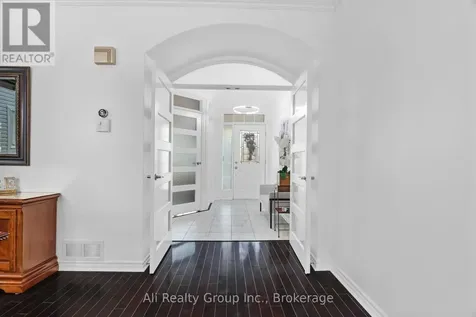 3454 River Run Avenue Ottawa ON K2J 0R8