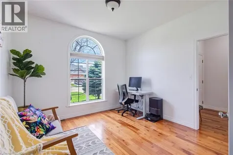 483 Parrott Place Woodstock ON N4T 1V8