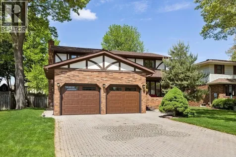 534 Michael Crescent Lasalle ON N9J 3A3