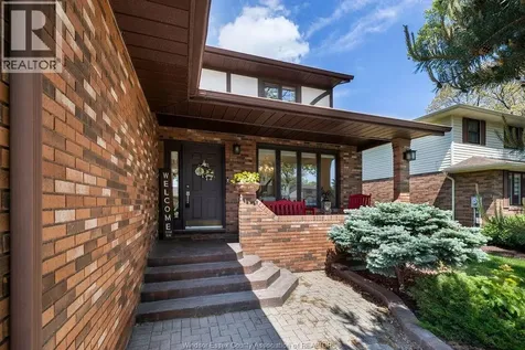 534 Michael Crescent Lasalle ON N9J 3A3