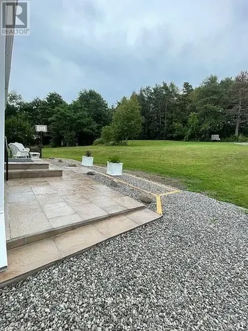 8162 Highway 12 W. Road Oro-medonte ON L3V 6H2