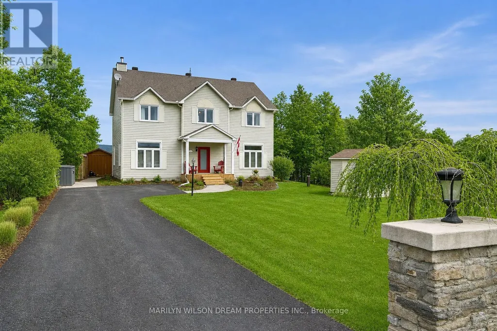 3276 Barlow Crescent Ottawa ON K0A 1T0