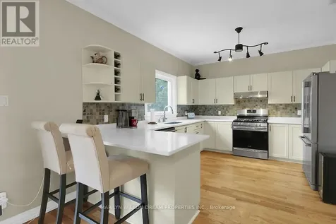 3276 Barlow Crescent Ottawa ON K0A 1T0