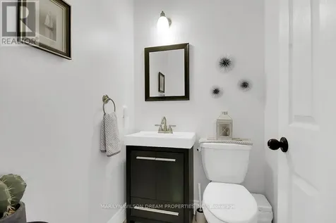 3276 Barlow Crescent Ottawa ON K0A 1T0