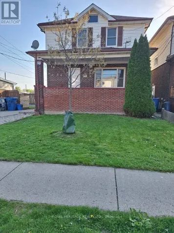 1165 Elm Avenue Windsor ON N9A 5J1