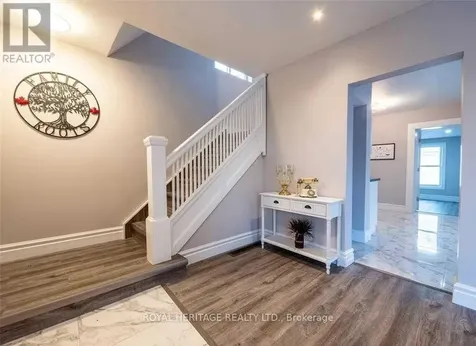 1165 Elm Avenue Windsor ON N9A 5J1