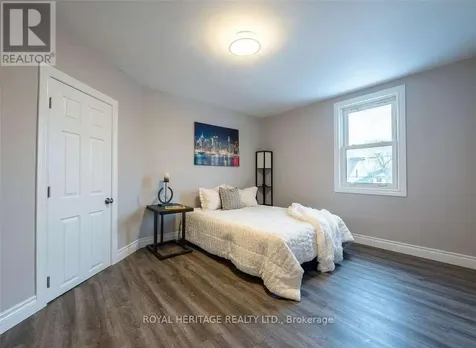 1165 Elm Avenue Windsor ON N9A 5J1