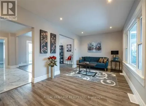 1165 Elm Avenue Windsor ON N9A 5J1