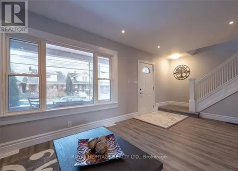 1165 Elm Avenue Windsor ON N9A 5J1