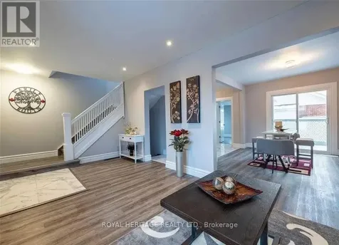 1165 Elm Avenue Windsor ON N9A 5J1